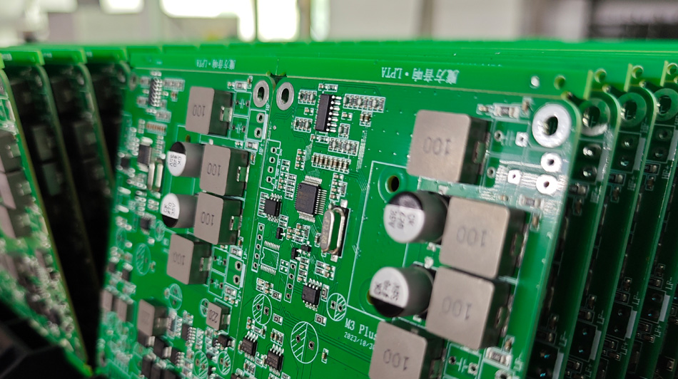 Schnelle Antwort: Wie kann der Kundendienst von PCBA-Fabriken die Kundenzufriedenheit sicherstellen?