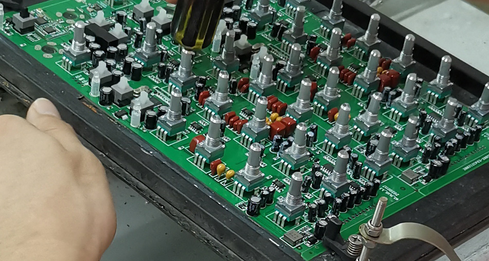 Wie können die Produktionskosten von PCBA-Fabriken durch Optimierung der Lieferkette gesenkt werden?