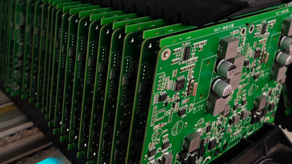 Entschlüsselung des prozessübergreifenden Qualitätsüberwachungssystems von PCBA-Fabriken