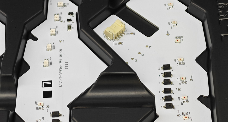 Diskussion über Kostenkontrolle und langfristige Partnerschaftsstrategien für PCBA-Fabriken